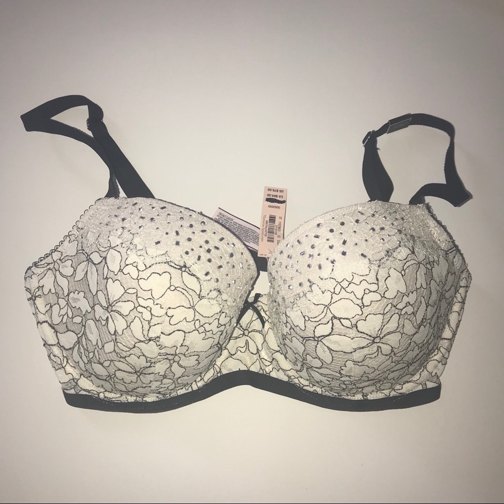 Victoria’s Secret Lace Bra 32DDD